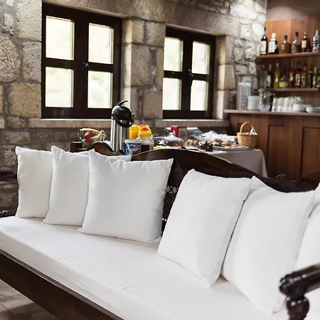 Vloggos Guest house
